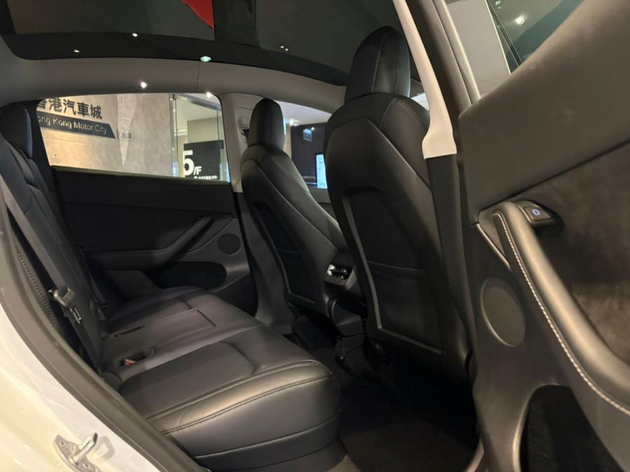 Model Y Performance - Image 5